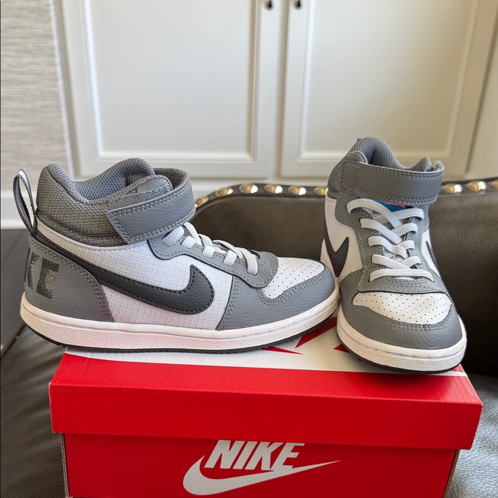 Nike court borough mid psv 12.5 kids